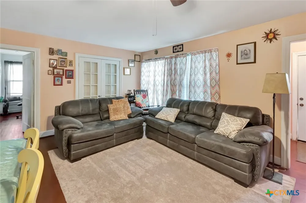 1005 Macarthur Street Victoria, TX 77901