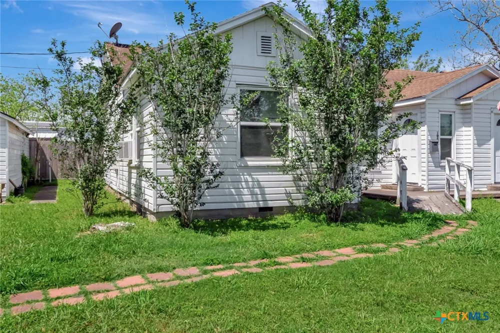 1005 Macarthur Street Victoria, TX 77901