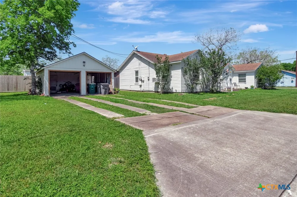 1005 Macarthur Street Victoria, TX 77901