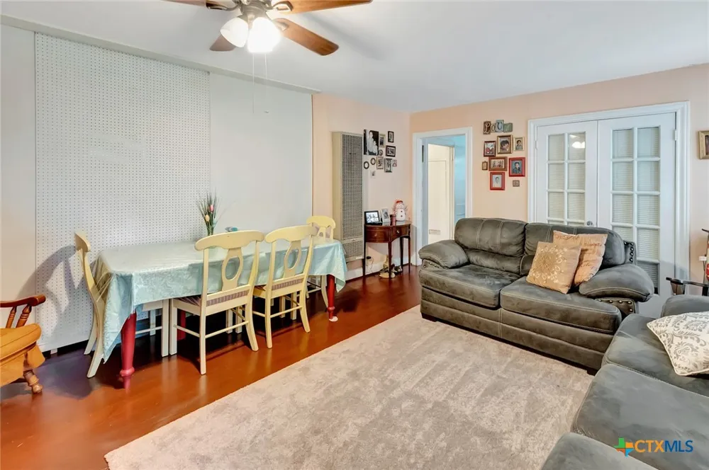 1005 Macarthur Street Victoria, TX 77901