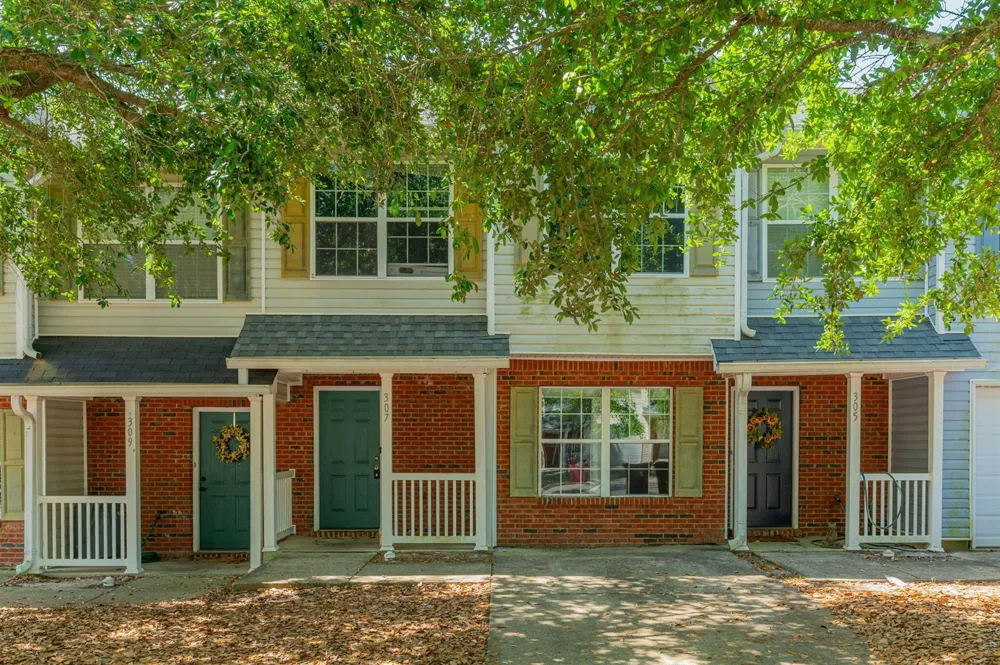 307 Crooked Pine Trail 