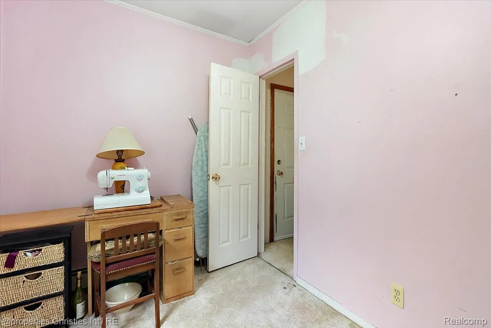 27428 Townley Street Madison Heights City, MI 48071