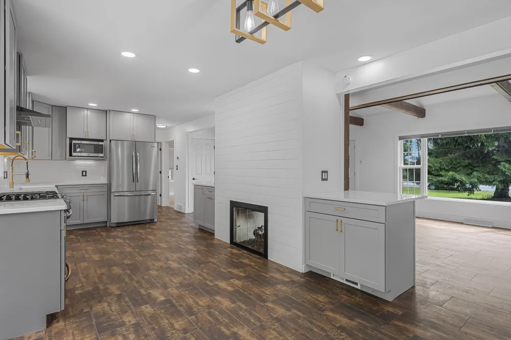 7284 S West Bayshore Drive Bingham Township, MI 49684