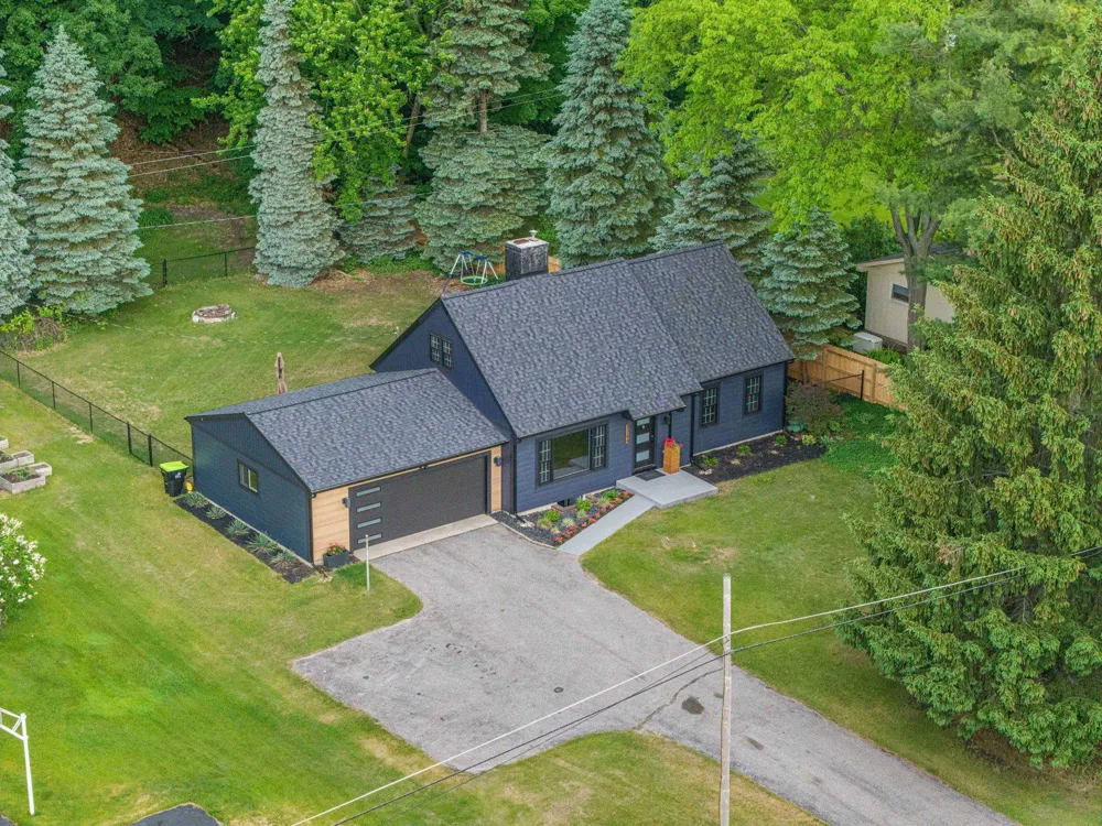 7284 S West Bayshore Drive Bingham Township, MI 49684