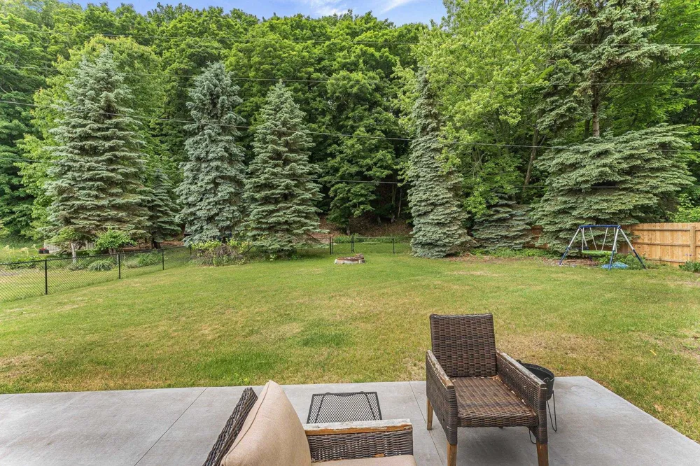 7284 S West Bayshore Drive Bingham Township, MI 49684
