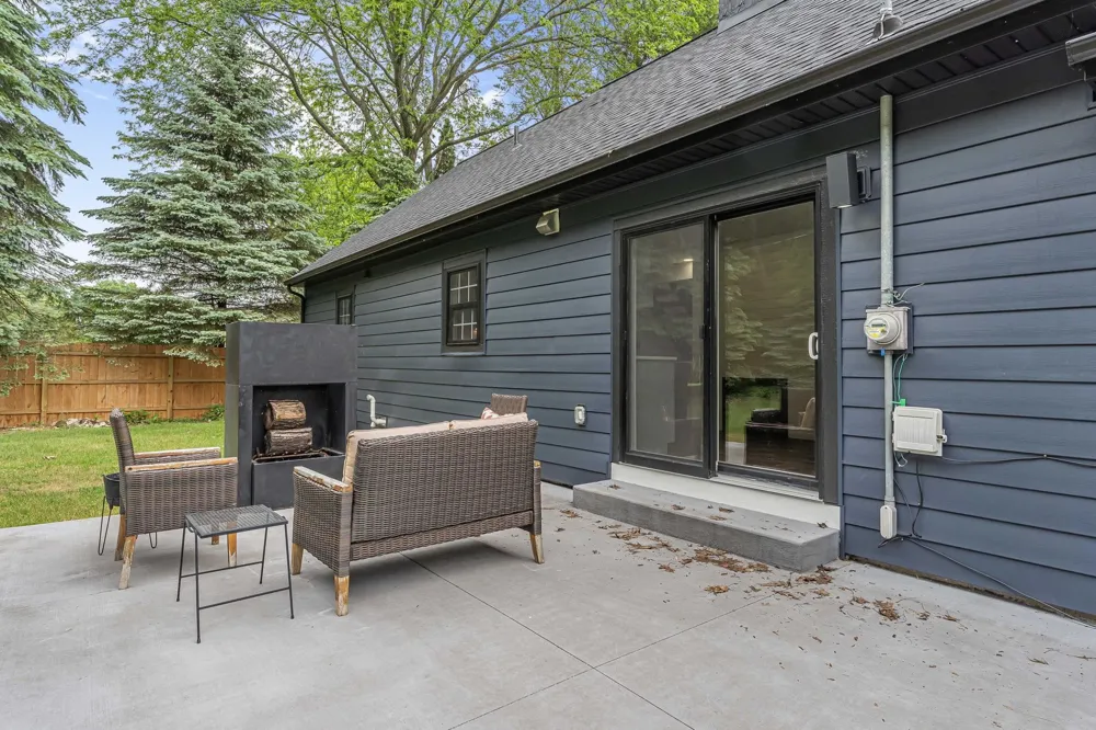 7284 S West Bayshore Drive Bingham Township, MI 49684