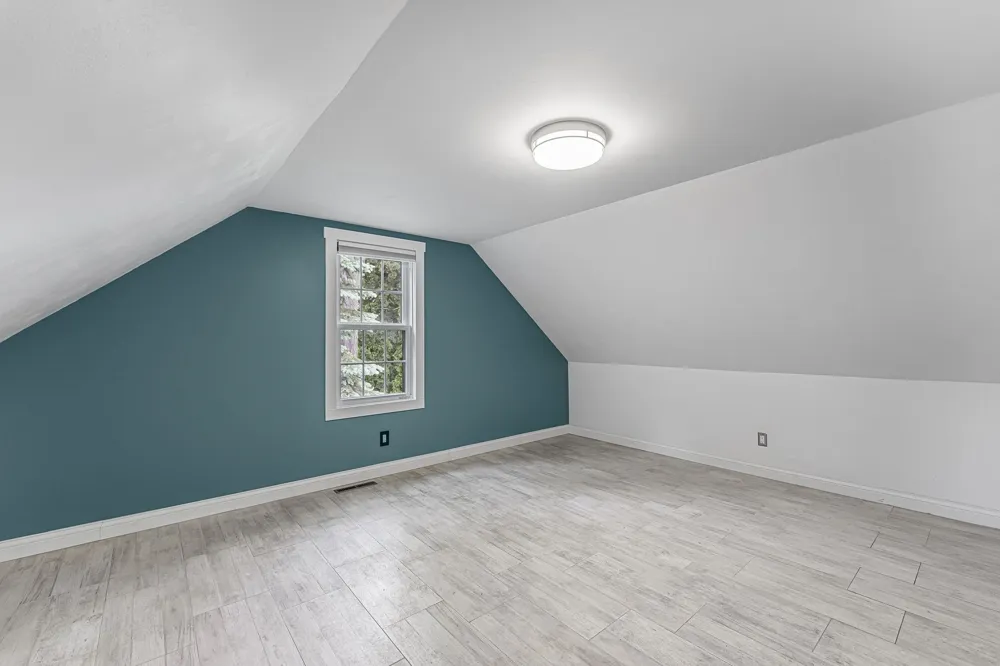 7284 S West Bayshore Drive Bingham Township, MI 49684