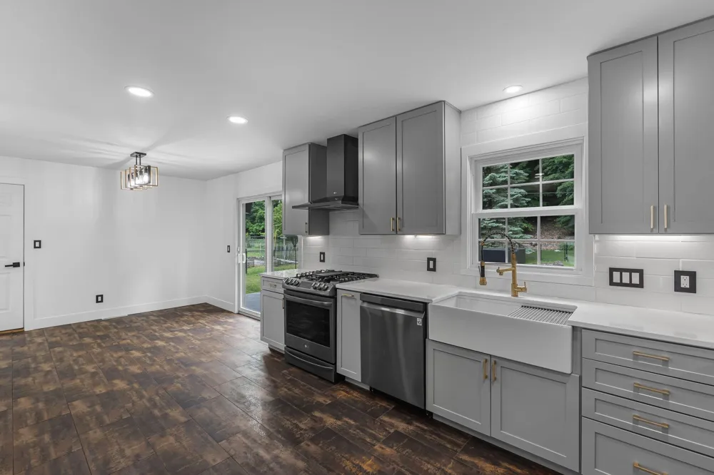 7284 S West Bayshore Drive Bingham Township, MI 49684