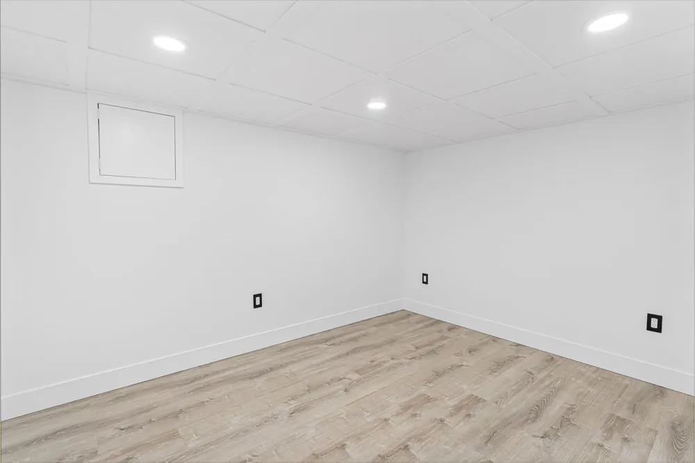 7284 S West Bayshore Drive Bingham Township, MI 49684