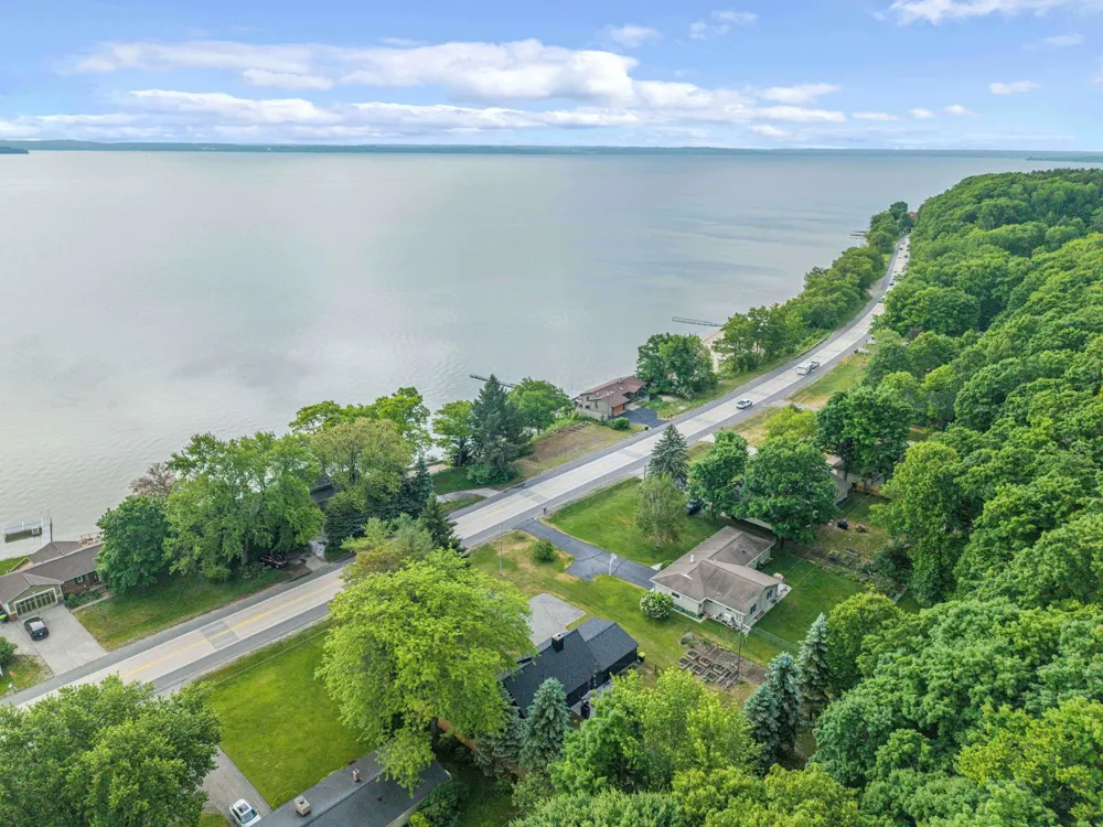 7284 S West Bayshore Drive Bingham Township, MI 49684