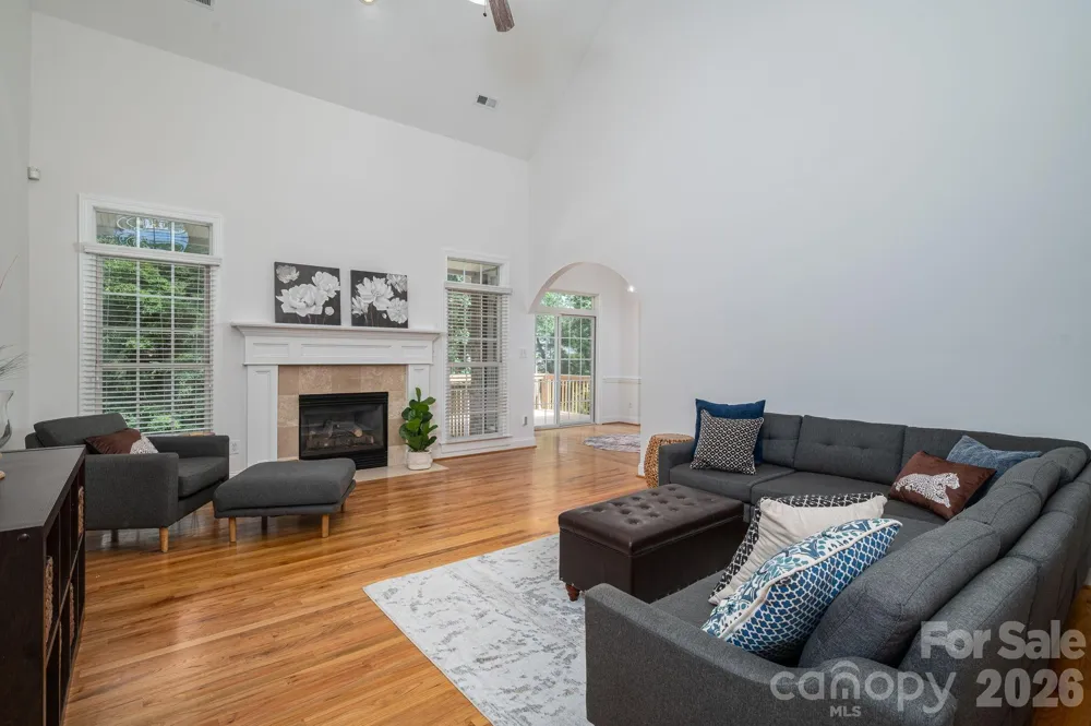 4017 Foxes Trail Cramerton, NC 28032