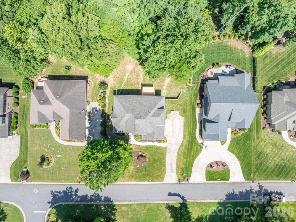 4017 Foxes Trail Cramerton, NC 28032