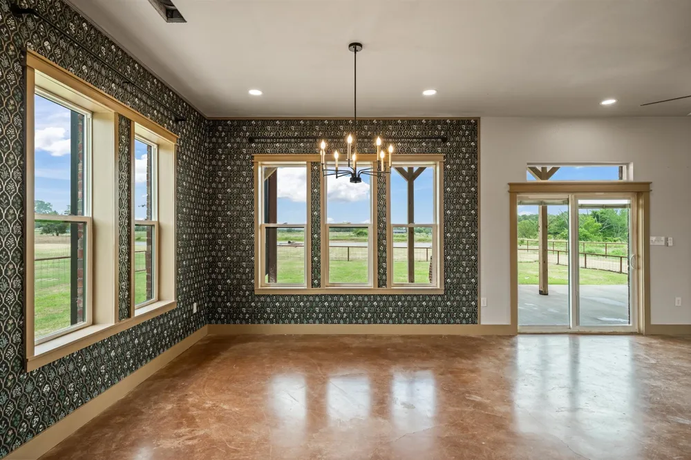 412 Vz County Road 1413 Van, TX 75790
