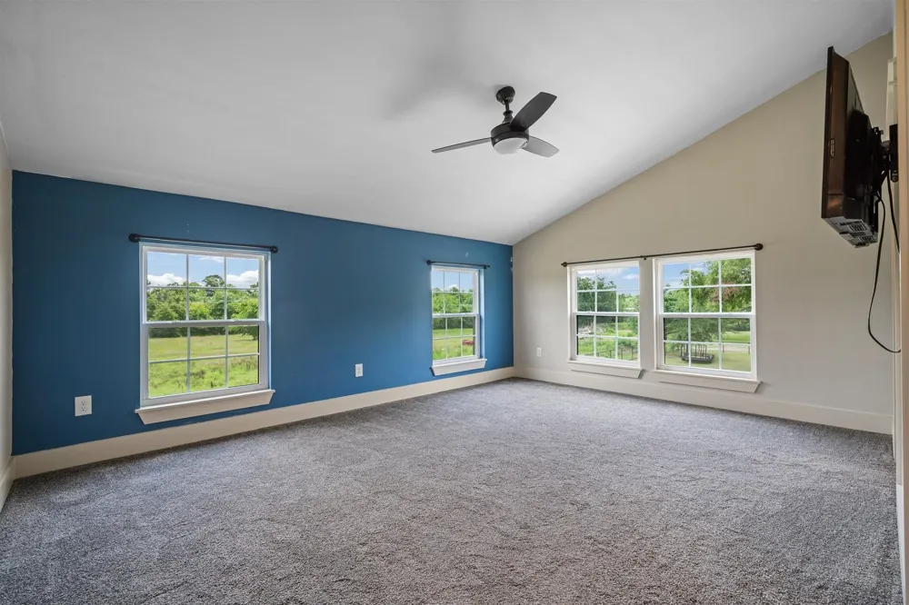 412 Vz County Road 1413 Van, TX 75790