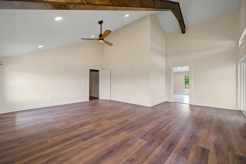 412 Vz County Road 1413 Van, TX 75790