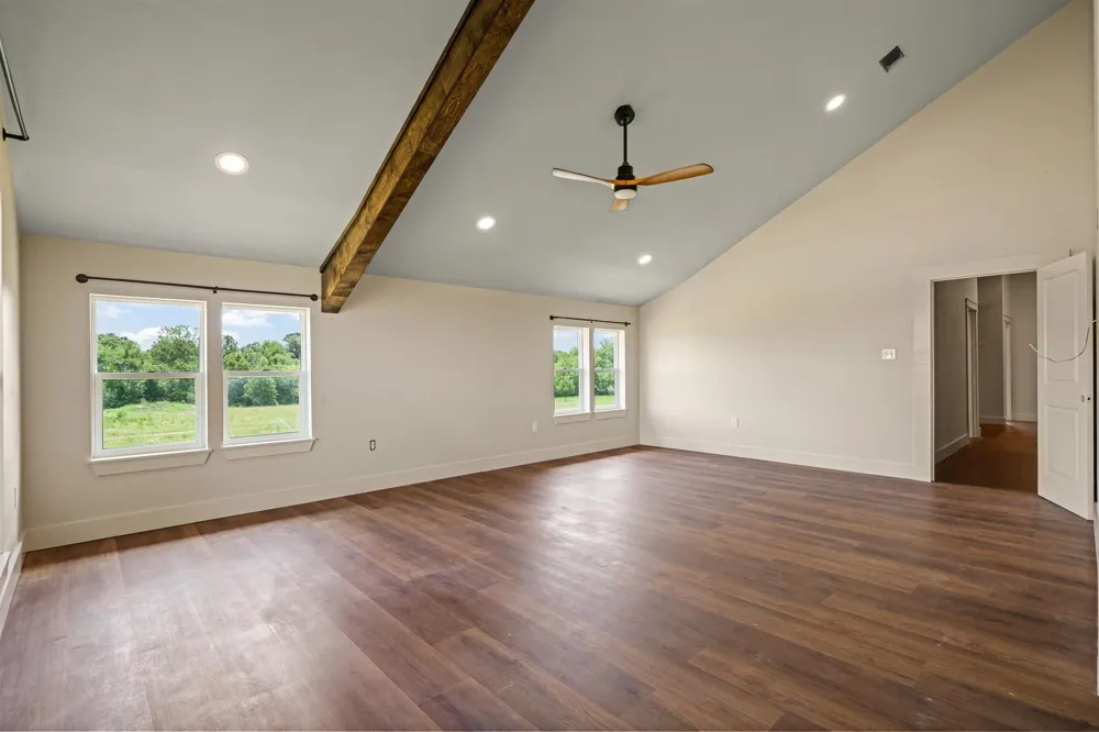 412 Vz County Road 1413 Van, TX 75790