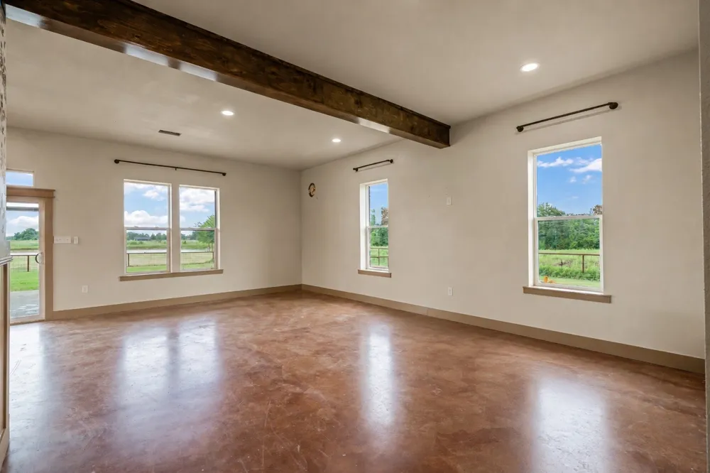412 Vz County Road 1413 Van, TX 75790