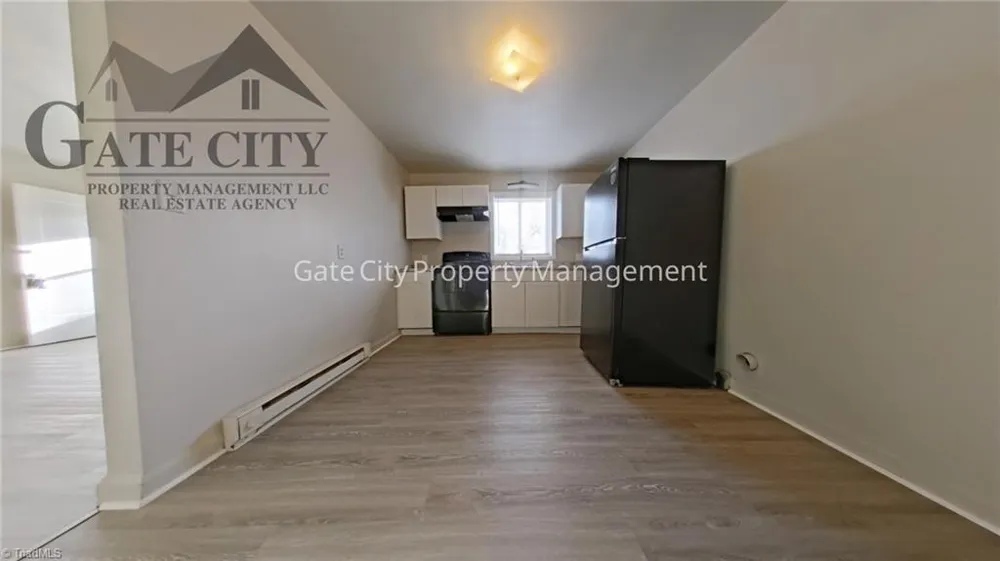 610 Hawthorne Avenue #B High Point, NC 27262