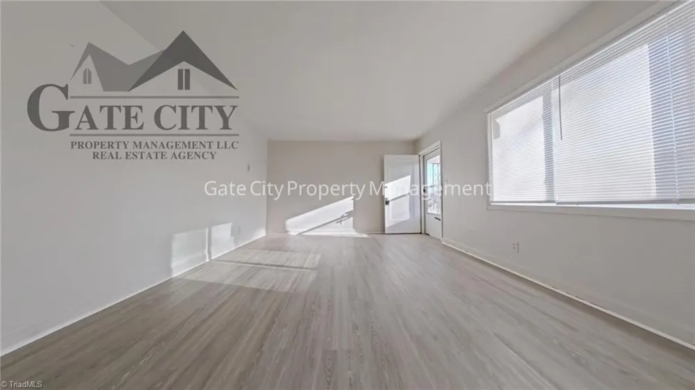 610 Hawthorne Avenue #B High Point, NC 27262