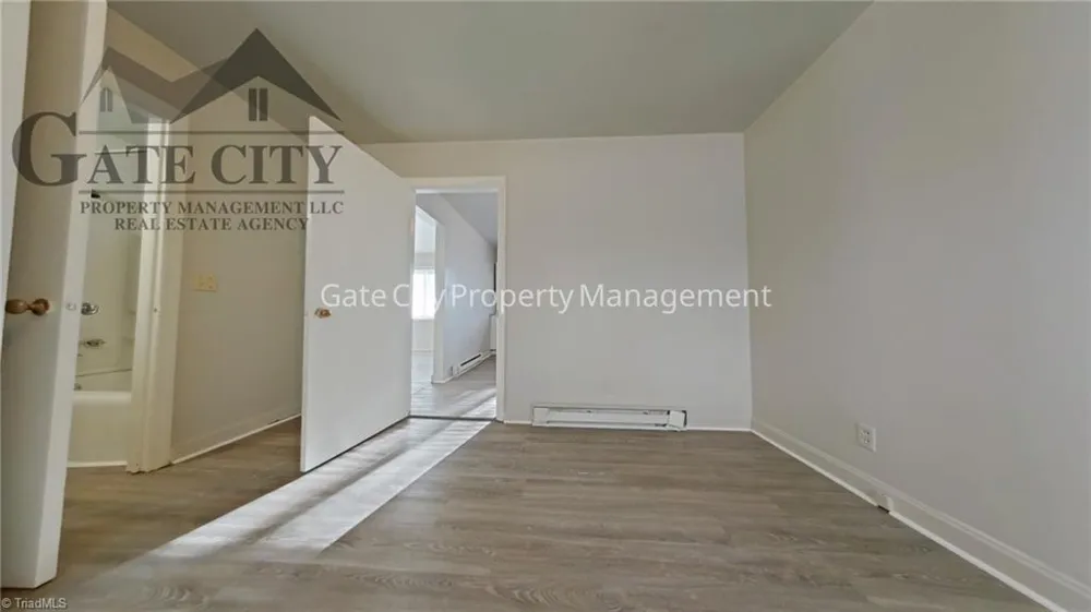 610 Hawthorne Avenue #B High Point, NC 27262