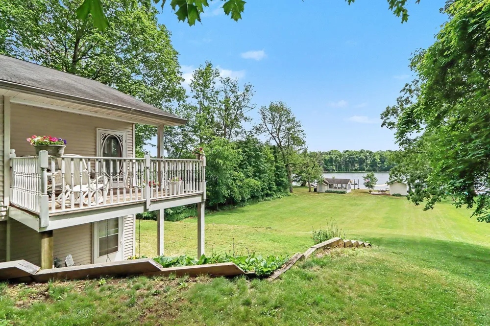 47135 Lakeview Drive Lawrence Township, MI 49064