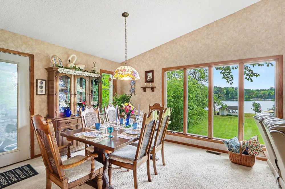 47135 Lakeview Drive Lawrence Township, MI 49064