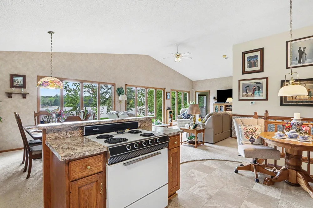 47135 Lakeview Drive Lawrence Township, MI 49064