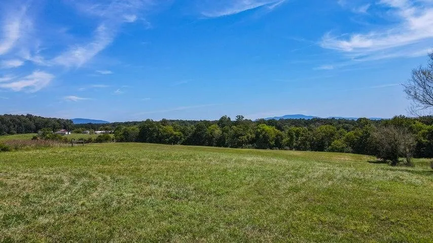 953 Cedar Springs Road SE Cleveland, TN 37323