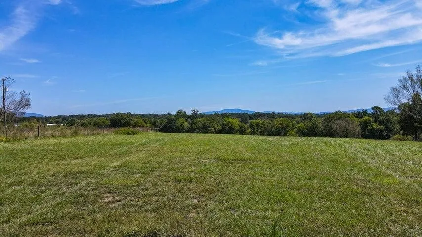 953 Cedar Springs Road SE Cleveland, TN 37323