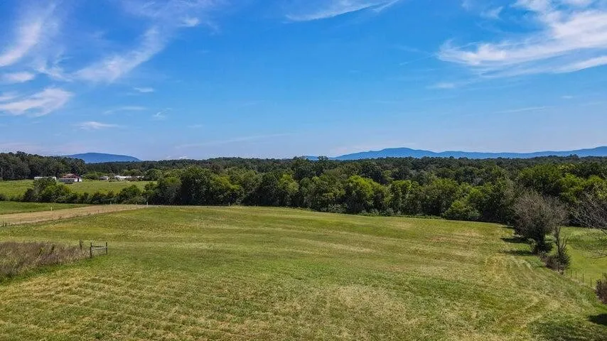 953 Cedar Springs Road SE Cleveland, TN 37323