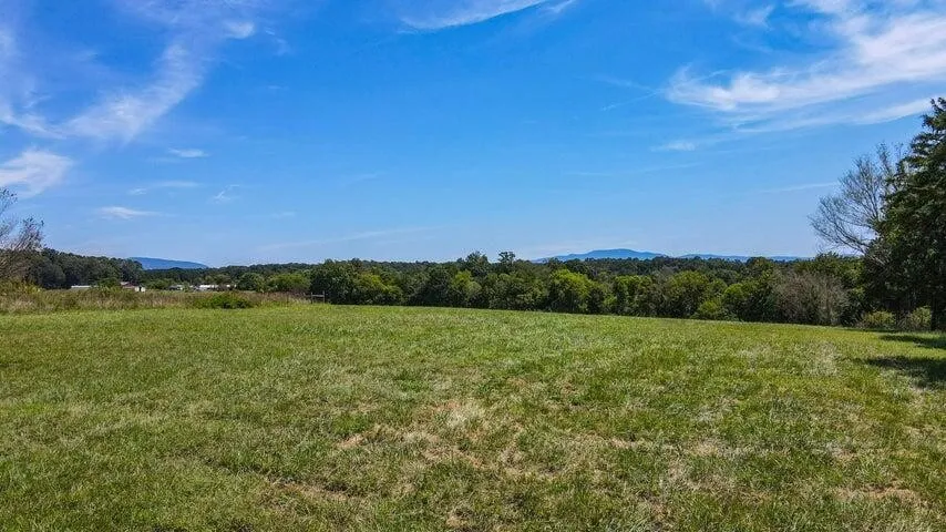 953 Cedar Springs Road SE Cleveland, TN 37323