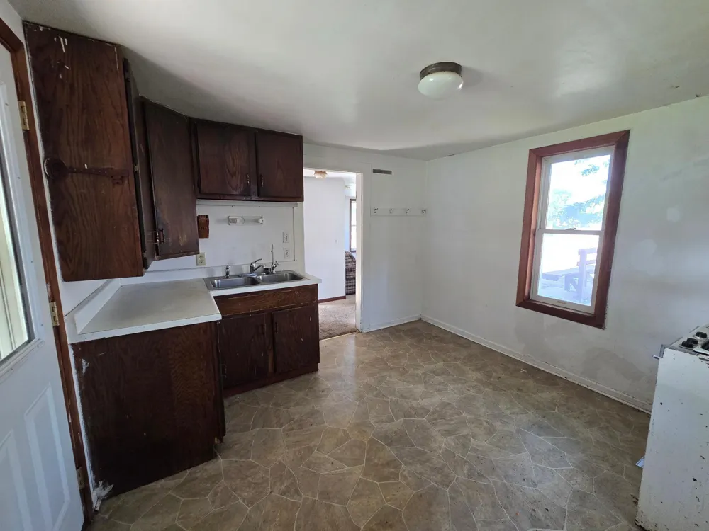 401 10th Street Brewster, MN 56119