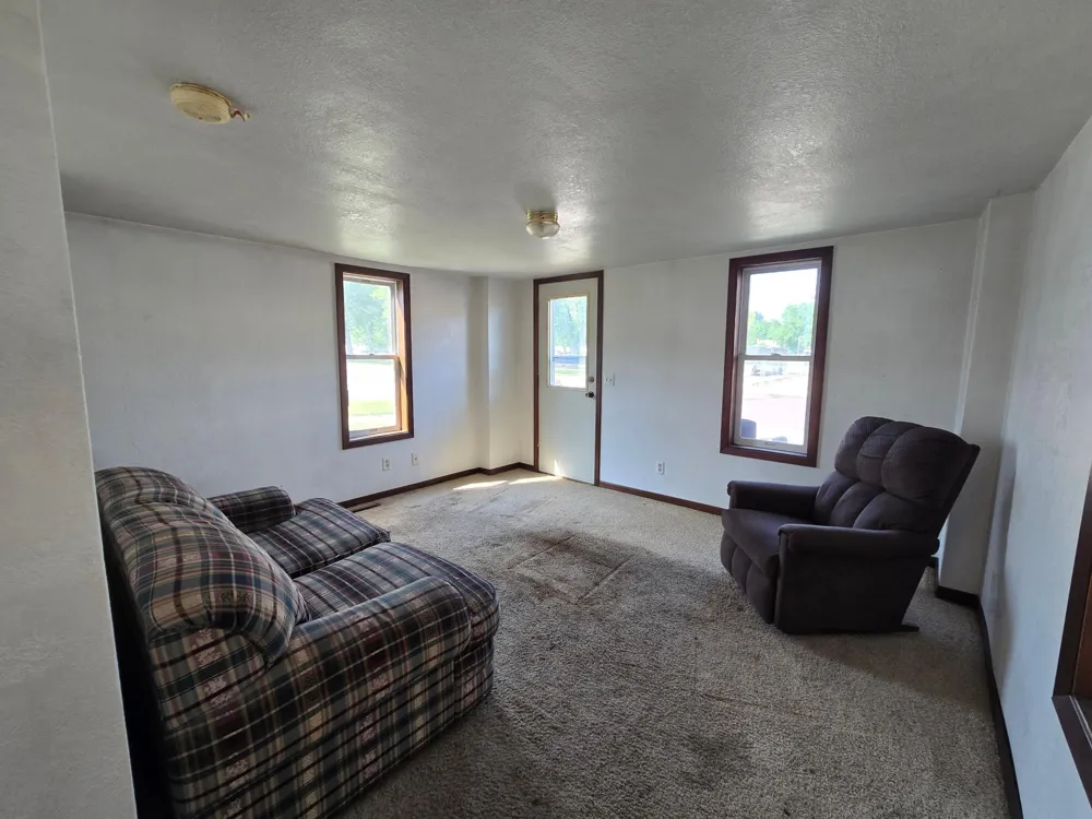 401 10th Street Brewster, MN 56119