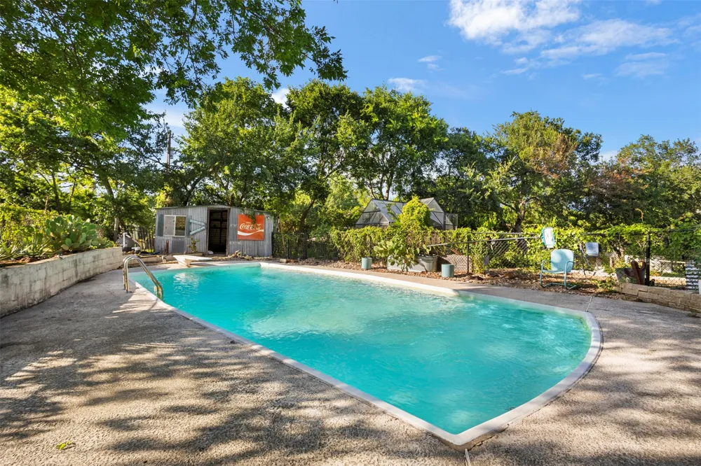 103 Cedar Drive Oak Leaf, TX 75154
