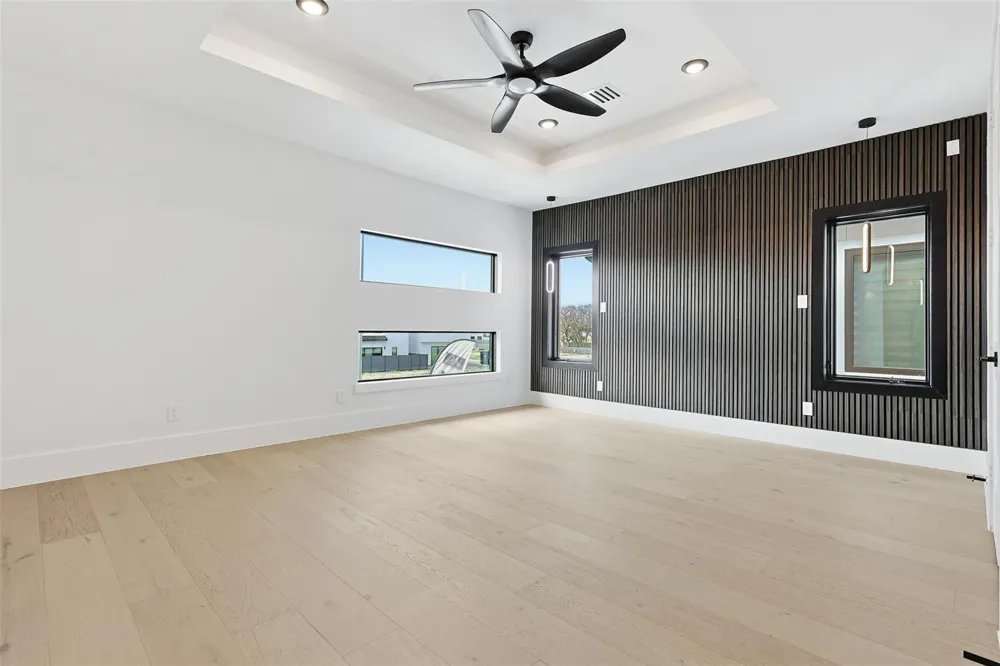 619 Rolling Oaks Stafford, TX 77477