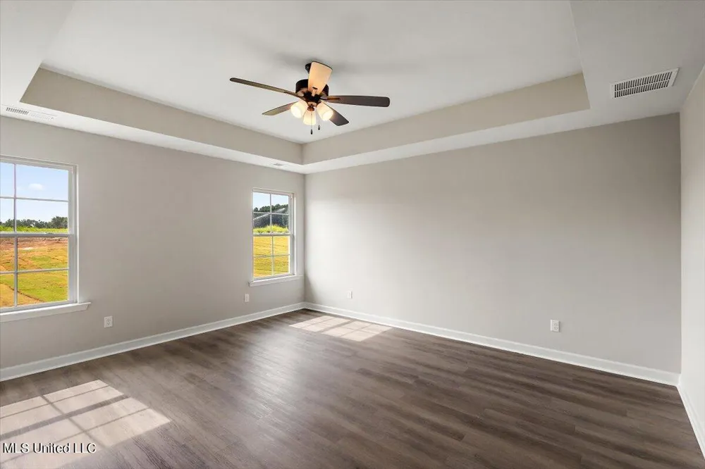 6345 River Lane Walls, MS 38680