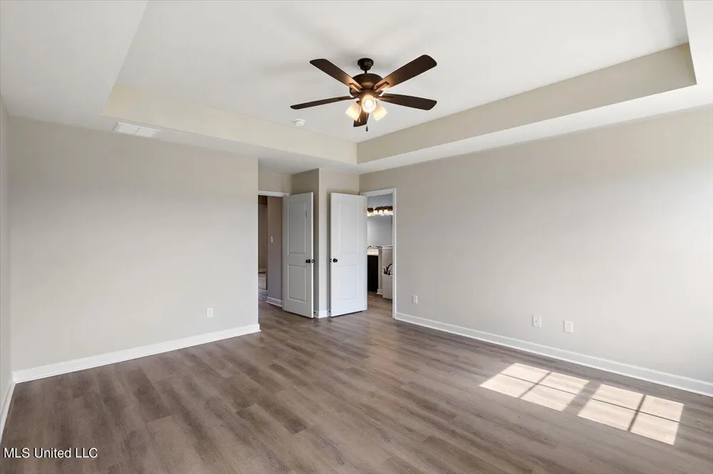 6345 River Lane Walls, MS 38680