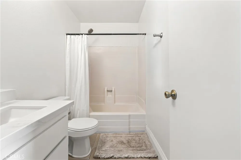 3900 W Hazard #A Santa Ana, CA 92703