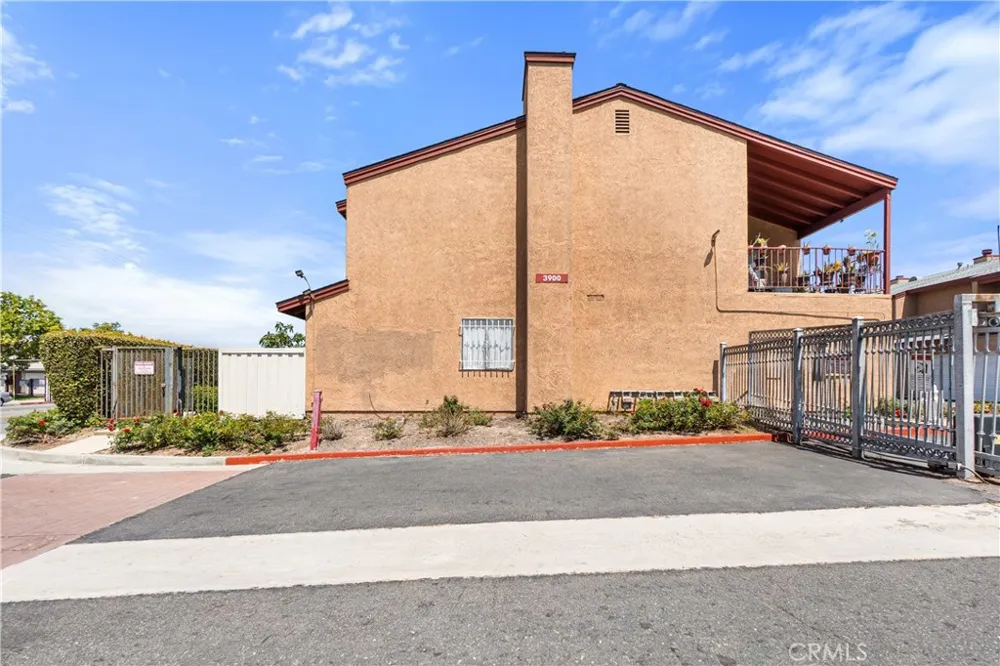 3900 W Hazard #A Santa Ana, CA 92703