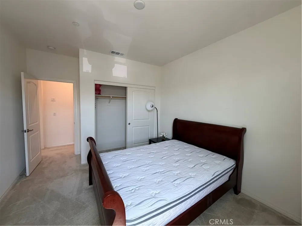 14549 Sienna Eastvale, CA 92880