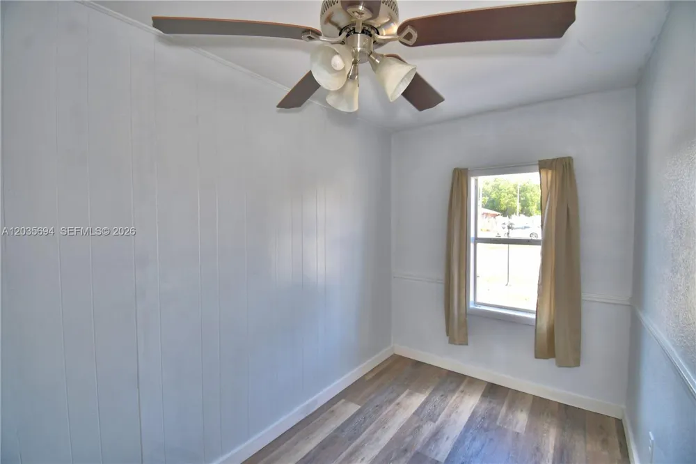 208 Center Street Other City - In The State Of Florida, FL 33823