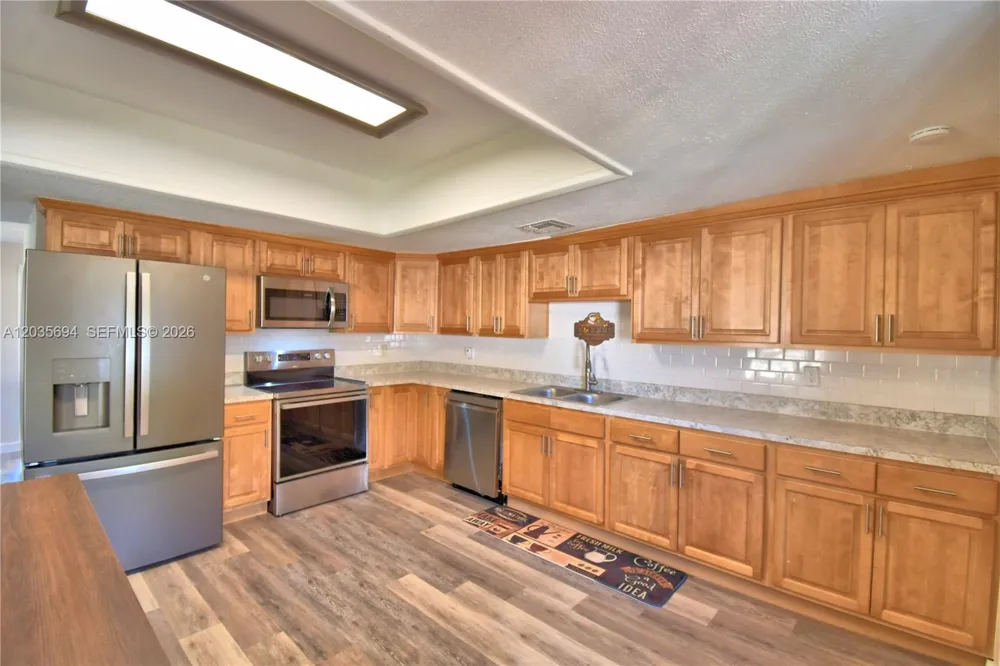 208 Center Street Other City - In The State Of Florida, FL 33823