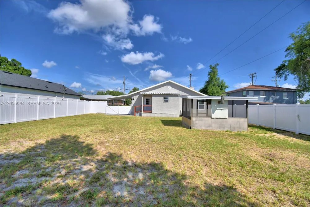 208 Center Street Other City - In The State Of Florida, FL 33823