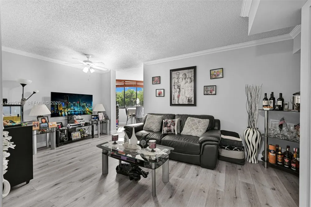 8255 SW 152nd Ave #E-312 Miami, FL 33193