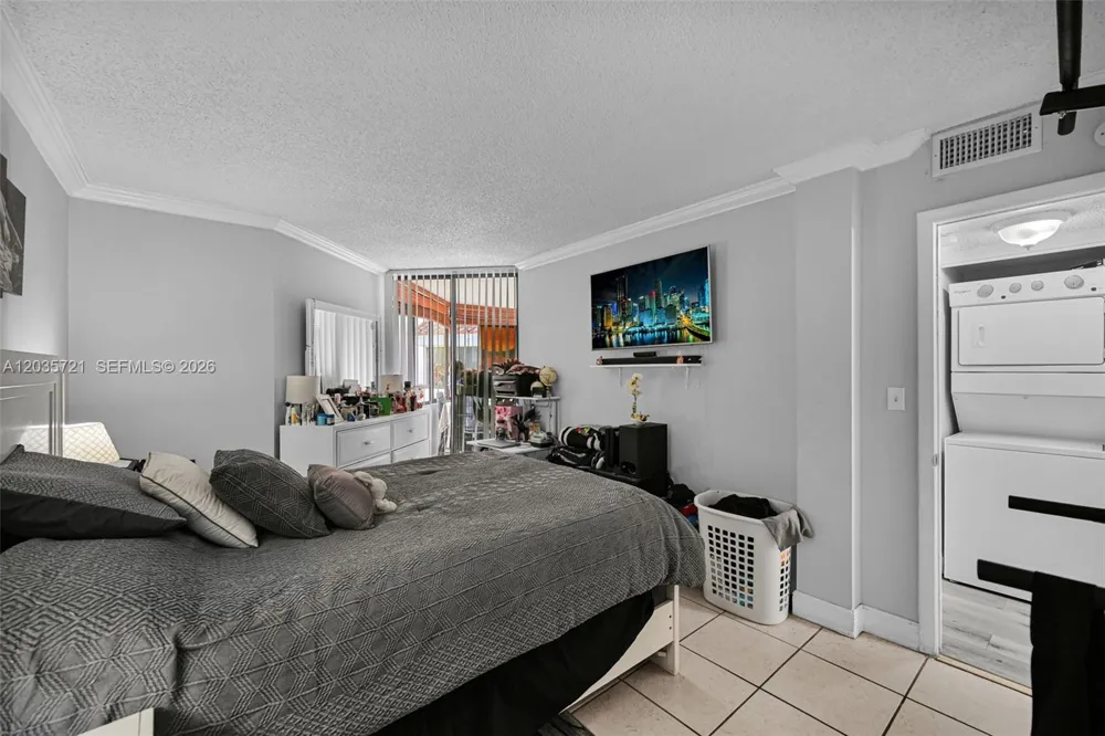 8255 SW 152nd Ave #E-312 Miami, FL 33193