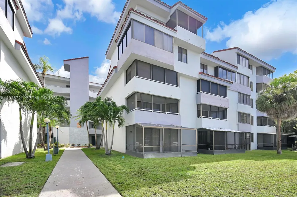 8255 SW 152nd Ave #E-312 Miami, FL 33193