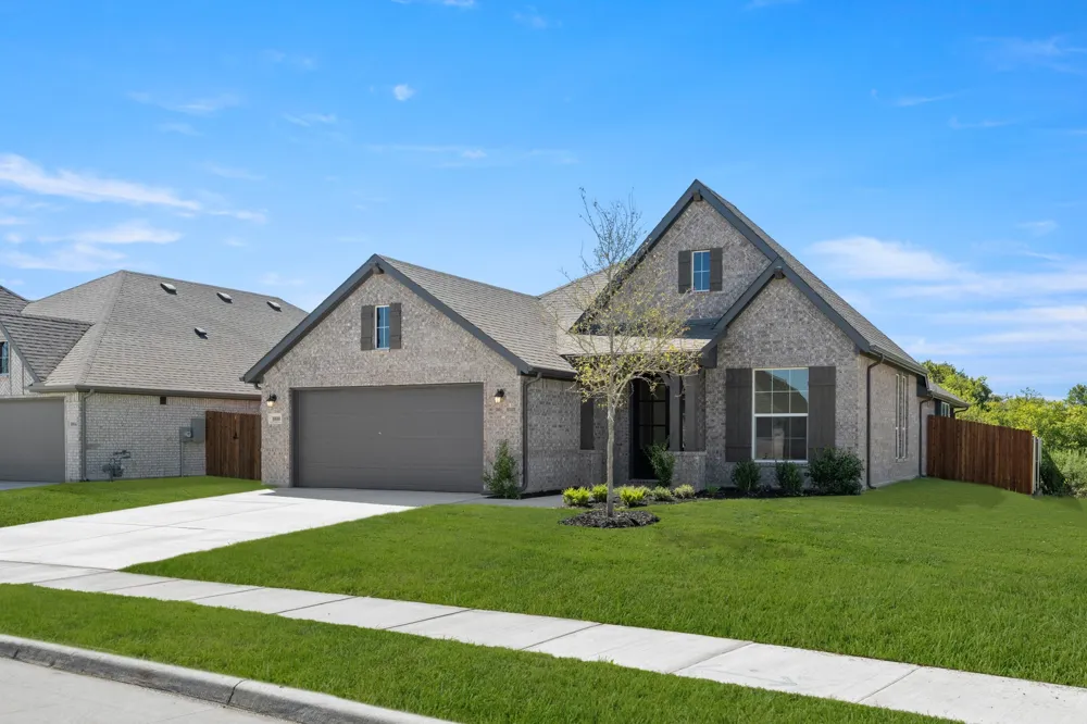 1000 Birchwood Drive Crowley, TX 76036