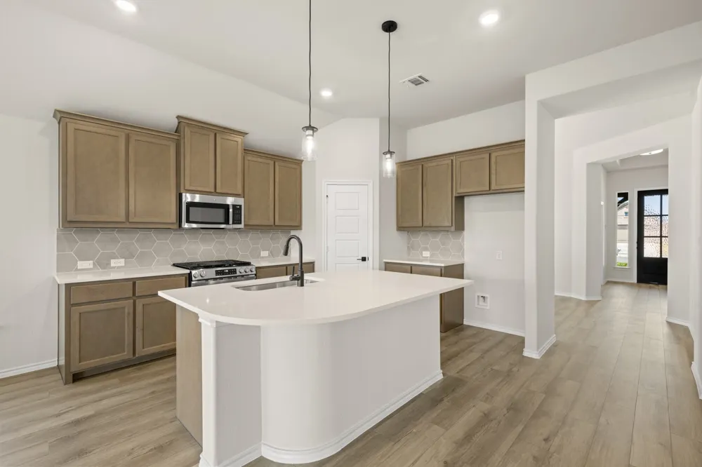 1000 Birchwood Drive Crowley, TX 76036