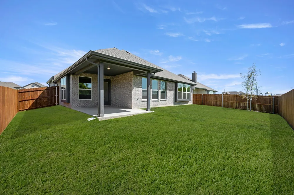 1000 Birchwood Drive Crowley, TX 76036