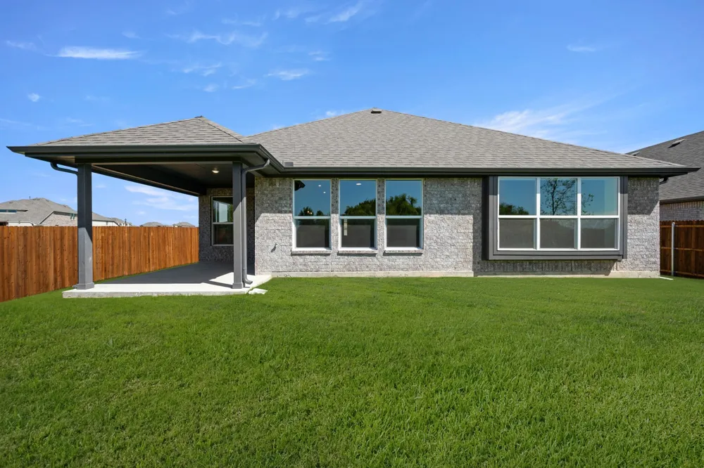 1000 Birchwood Drive Crowley, TX 76036